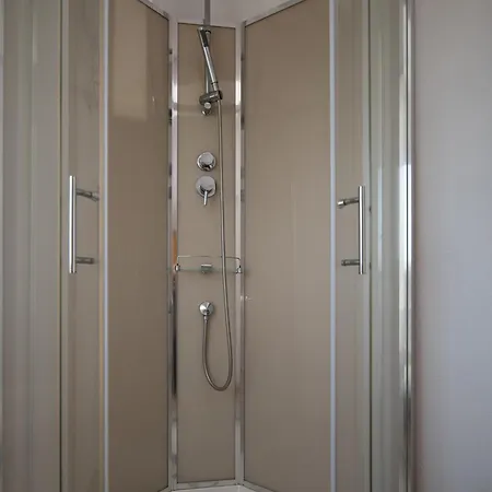 Appartement Les Oliviers - & *