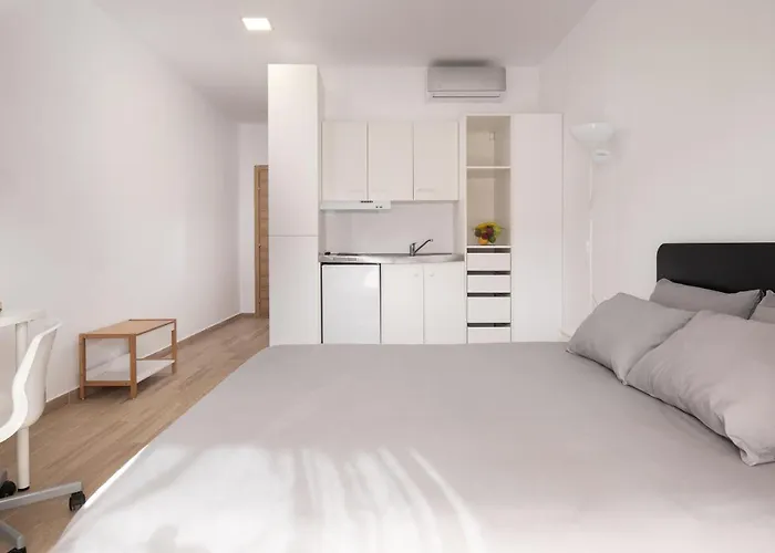 Les Oliviers - & Apartament Vourvourou