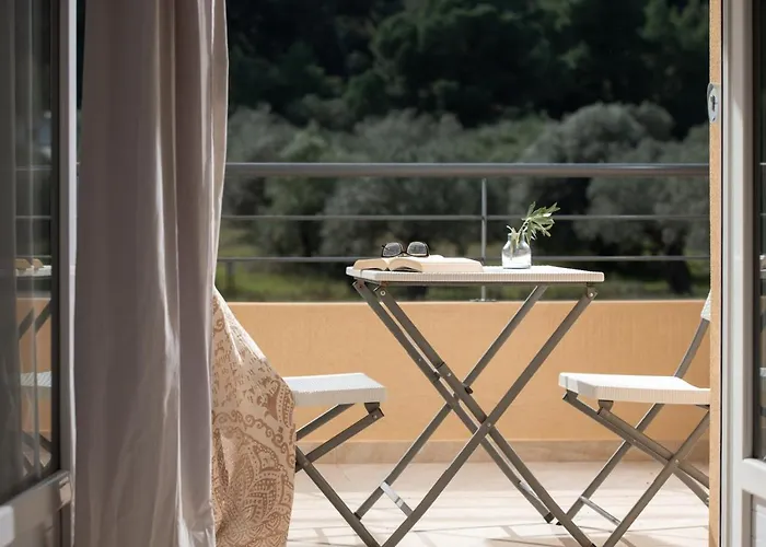 Les Oliviers - & * Vourvourou