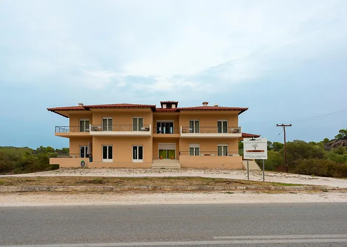 Les Oliviers - & Vourvourou