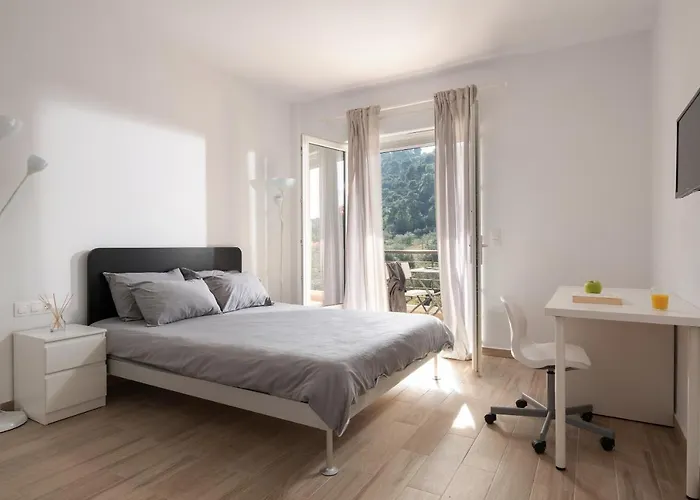 Les Oliviers - & 沃尔沃罗