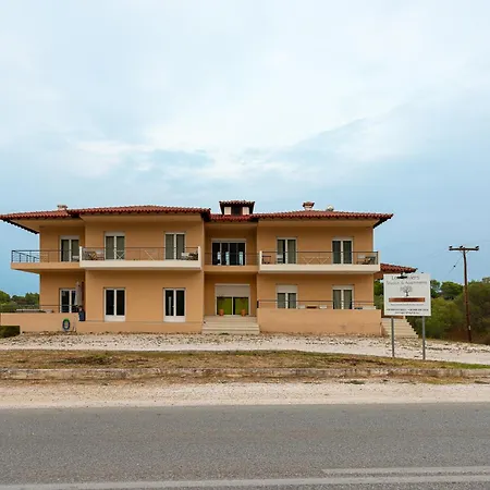 Les Oliviers - & فوروفورو